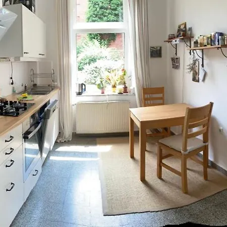 Apartment Feldstrasse 10 *