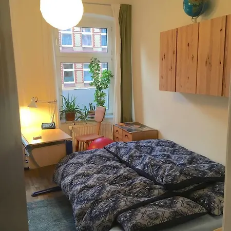 Apartment Feldstrasse 10 *